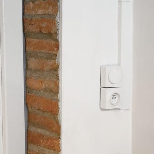 Interrupteurs va et Vient Zenitech +4 prises électriques - 16A saillie - Blanc - Presto