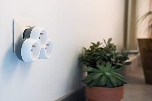 Triplite 16A 2P+T façade gris/blanc pour maison contemporaine extérieure sécuritaire