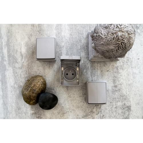 Interrupteur va-et-vien IP55 gris Orok Zenitech pour intérieur