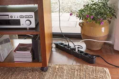 Bloc multiprise eco-responsable Zenitech - 8 prises 2P+T - Noir - pour la maison - écoconçu