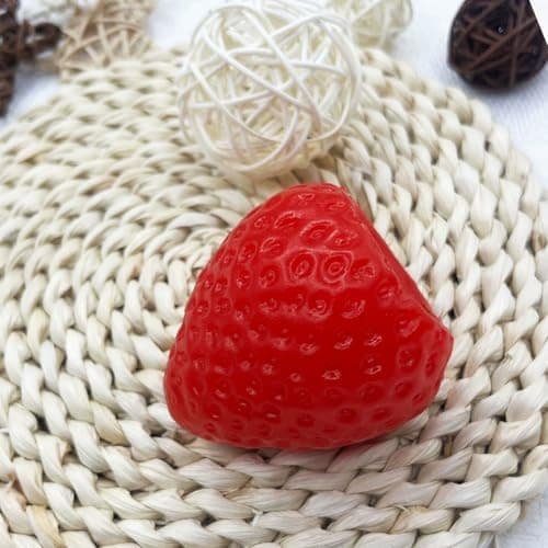 Jouet Anti-Stress Fraise Rouge Fufu Squishy - Balle Taba Jouet pour Adultes et Enfants, Accessoire de Bureau Amusant en
